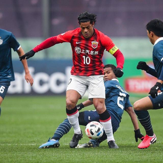 包含今夜毕尔巴鄂竞技备战中超；更衣室发声细节曝光；媒体盛赞；医务组通报恢复的词条