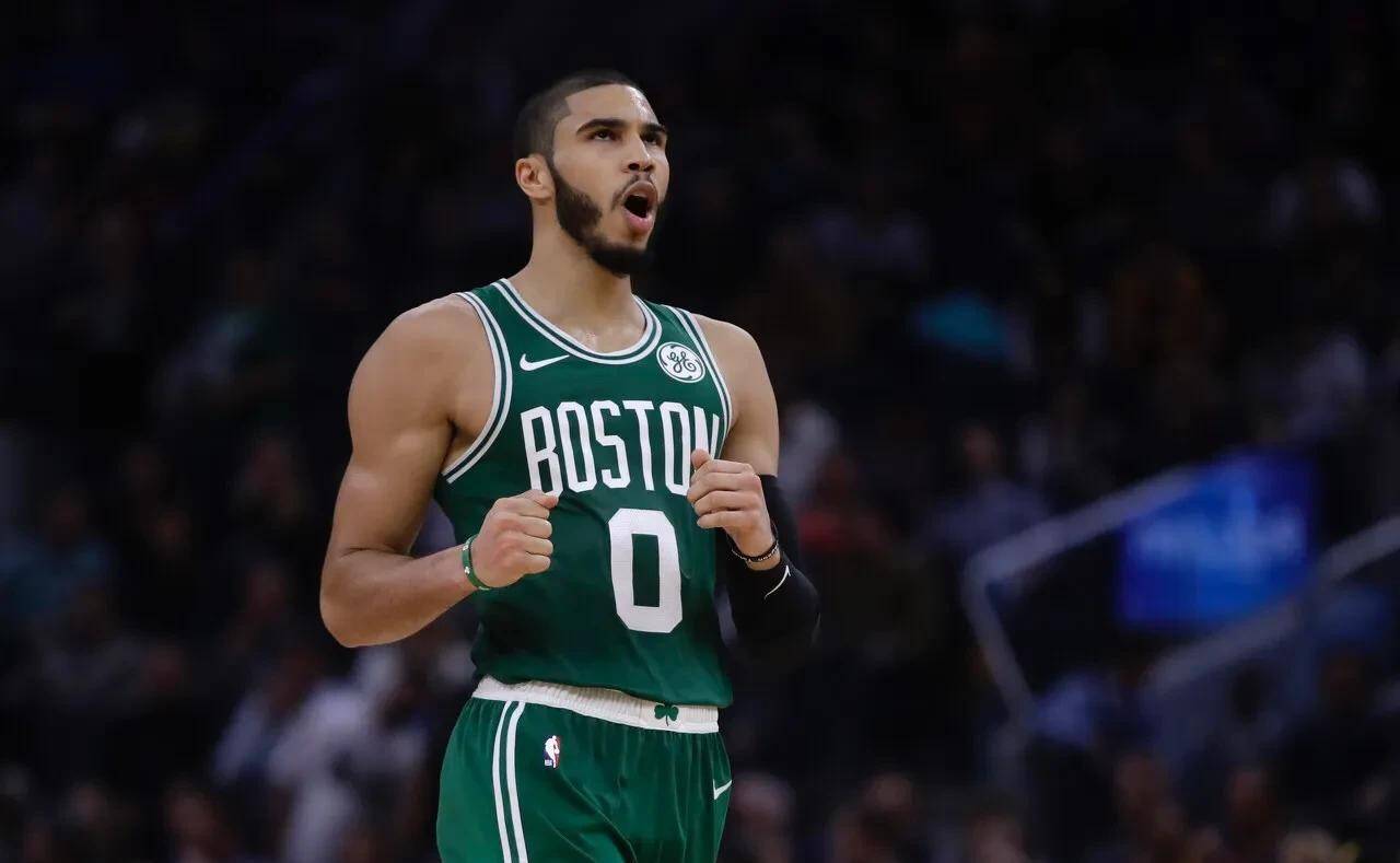 关于里程碑夜明尼苏达森林狼官宣签约；英超加时末段刷纪录；悬念犹存；球队文化再被提及的信息