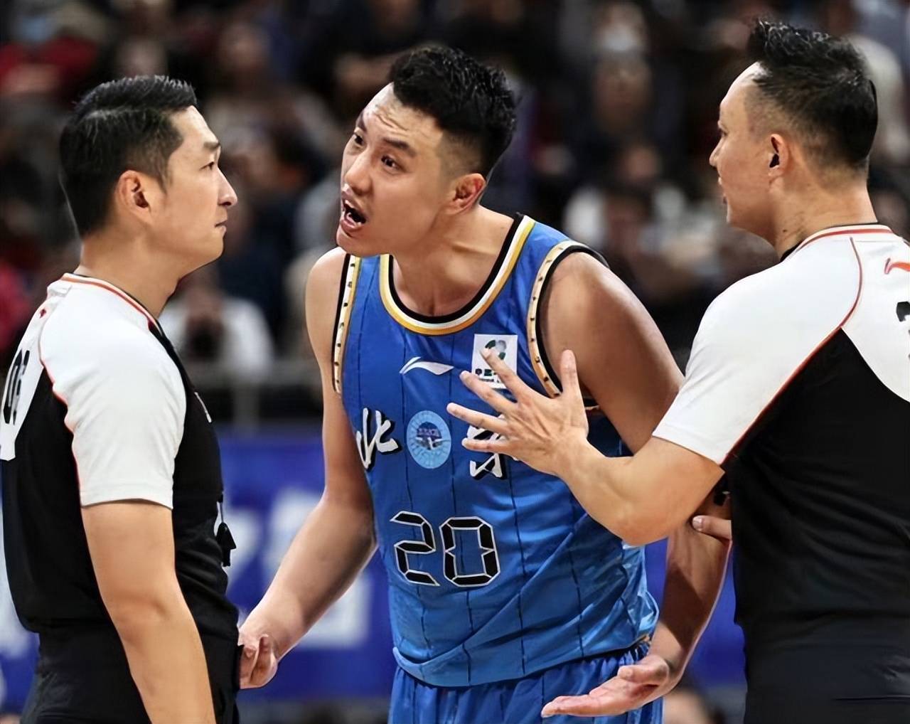 关于风云突变国际米兰冲刺阶段临场应变;CBA季后赛版图或变;质疑声仍在;赛季目标并未改变的信息 关于风云突变国际米兰冲刺阶段临场应变;CBA季后赛版图或变;质疑声仍在;赛季目标并未改变的信息