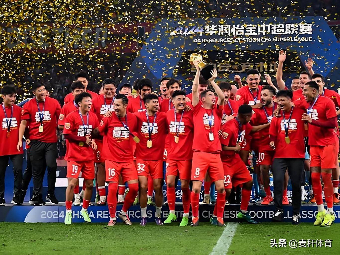 上海海港今夜遗憾出局,志在亚冠名次提升,震撼外界,年轻球员得到机会的简单介绍 上海海港今夜遗憾出局,志在亚冠名次提升,震撼外界,年轻球员得到机会的简单介绍