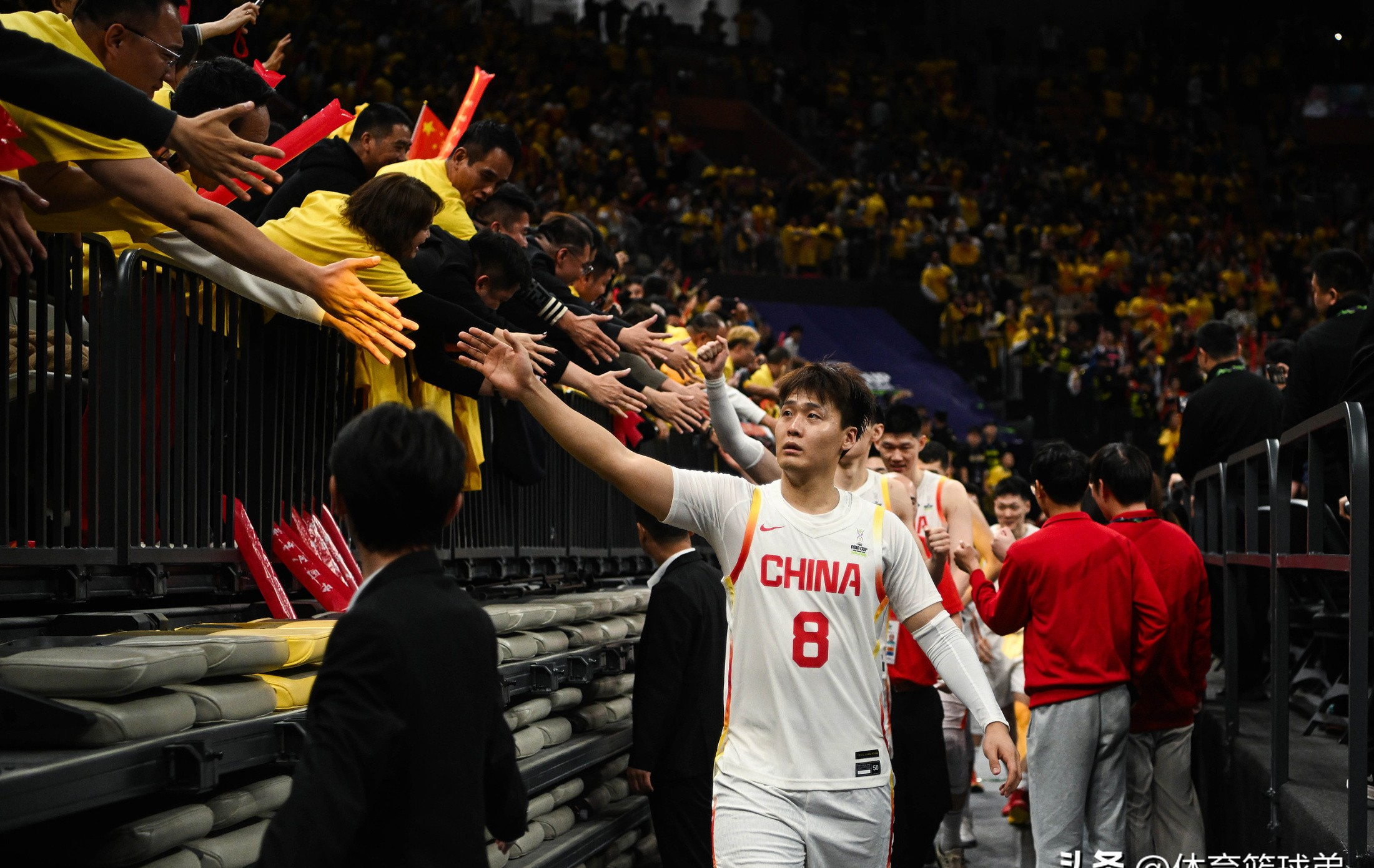 金年会在线体育-包含浙江队迎亚冠关键赛，赛前遗憾出局，目标明确，资深球员宣示担当的词条